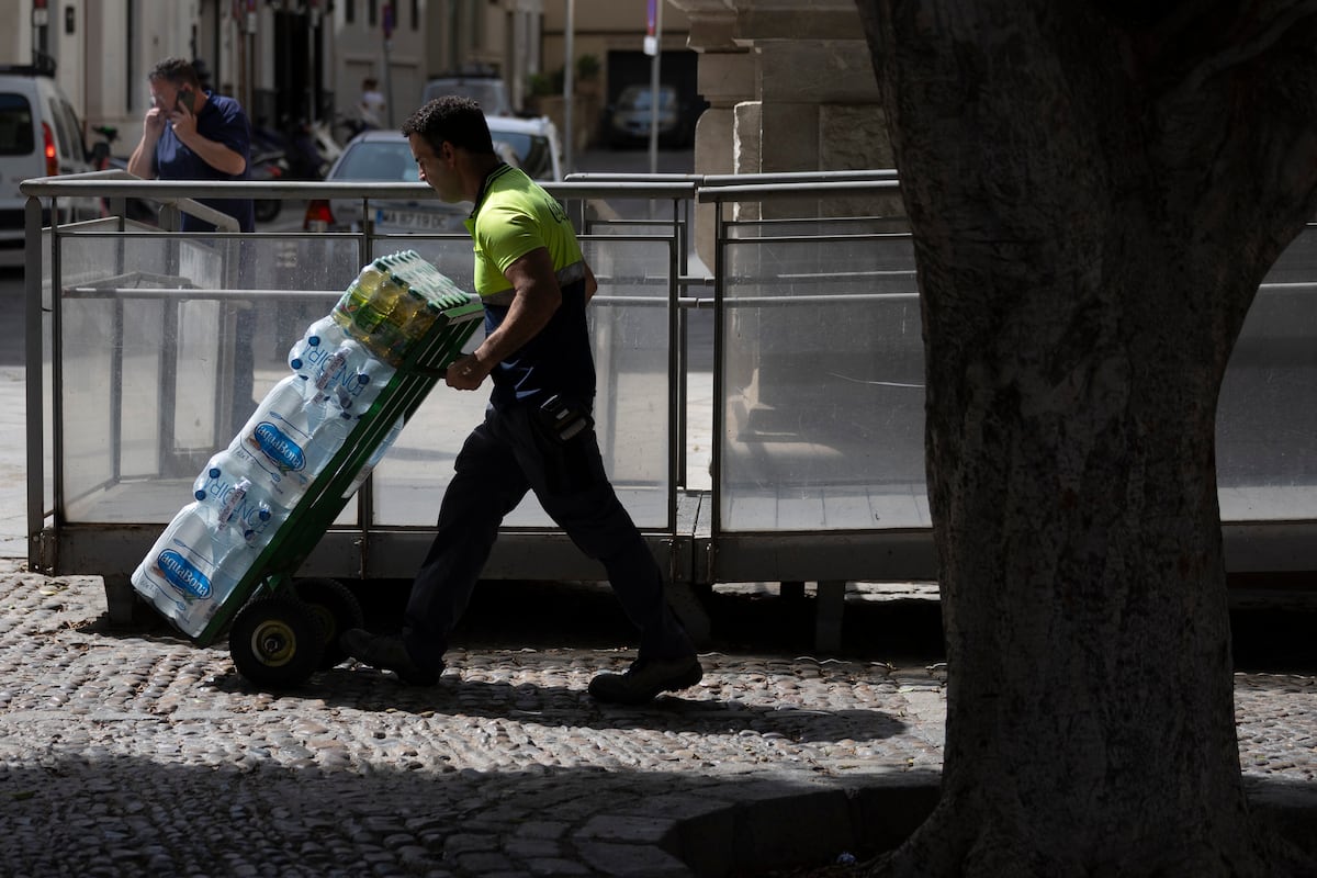 El número de horas trabajadas por ocupado se sitúa un 3,6% por debajo de los niveles prepandemia