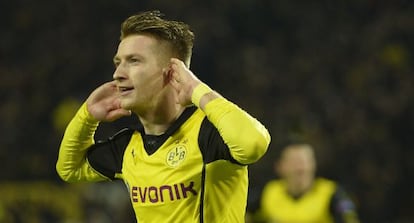 Reus celebra uno de sus goles.