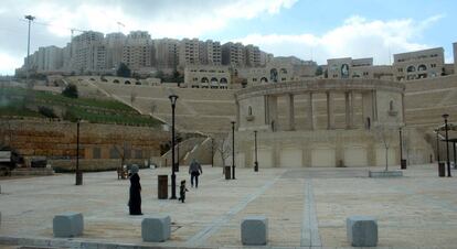 Vista de la ciudad palestina de Rawabi desde el gran anfiteatro del parque.