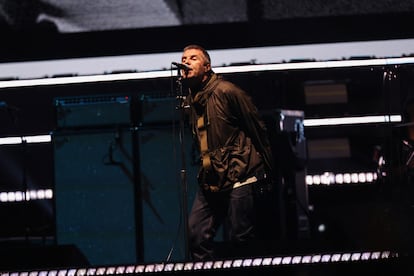 Liam Gallagher, el 4 de julio de 2025, durante el concierto de regreso de Oasis en Cardiff (Gales).