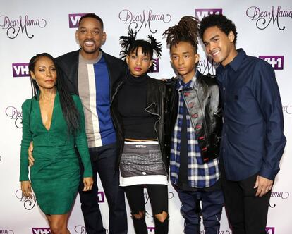 Jada Pinkett y Will Smith, junto a sus hijos Willow, Jaden y Trey Smith en Nueva York en 2016.