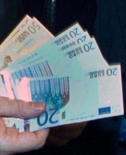 En la imagen, billetes de euro.