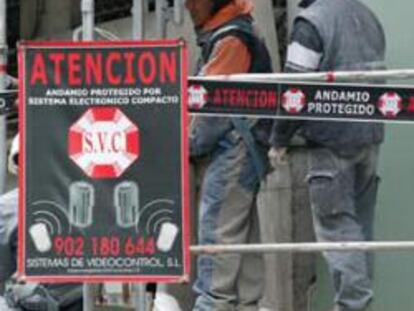 Trabajadores de la construcción en una obra de Madrid