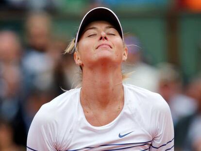 Sharapova, durante un partido de Roland Garros en 2015.