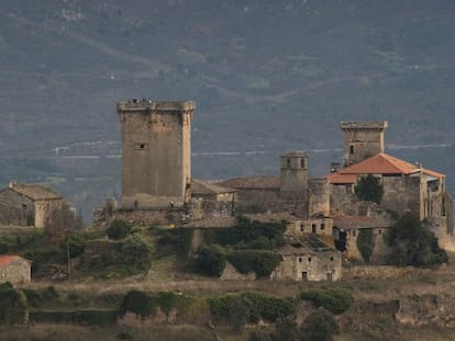 Acr&oacute;polis de Monterrei.