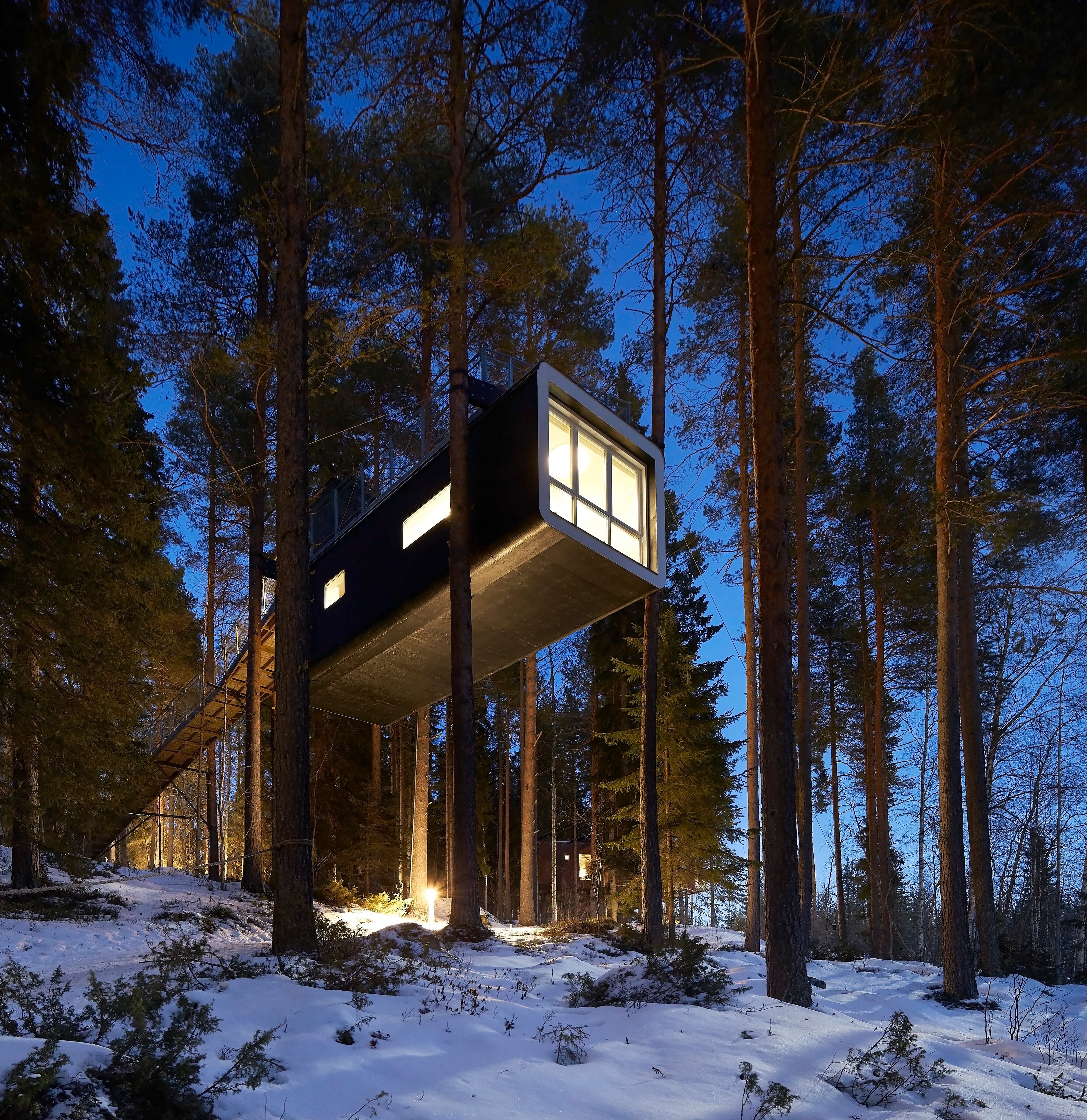 The Cabin, diseñada por Mårten Cyrén & Gustav Cyrén, es una de las propuestas de alojamiento del Tree Hotel (Suecia).