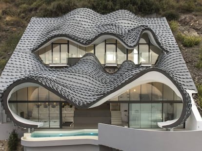 Una casa en Salobreña (Granada), de los arquitectos Jaime Bartolomé y Pablo Gil.