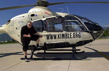 El fiscal neozelandés se opone a conceder la libertad bajo fianza a Kim Schmidtz por si se escapa en su helicóptero, en la imagen.