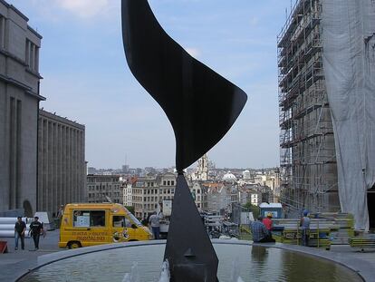 Huellas en Bruselas V: Calder