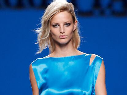 Roberto Torretta abre MBFWM con una gran explosión de color