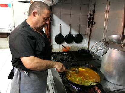 EL COCINERO JUAN TUR / CAPEL