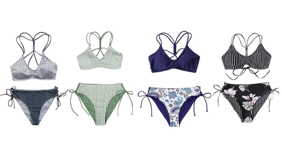 Bikini reversible con lazos en la cintura.