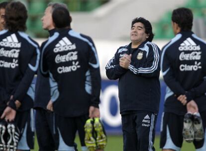 El seleccionador argentino durante un entrenamiento