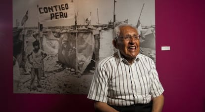 Jos&eacute; Matos Mar, en una exposici&oacute;n sobre su obra en Lima, en enero de 2014.