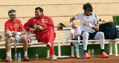 Ferrer, Bruguera y Feliciano, durante un entrenamiento en Marbella.