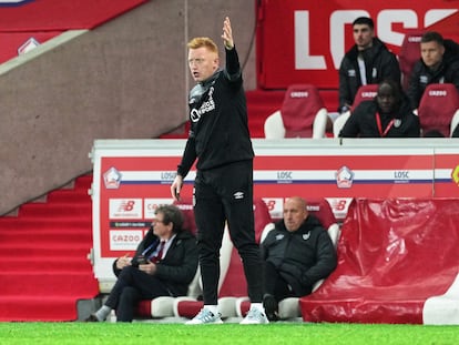 Will Still, during a match between Stade de Reims, the team he manages, and Lille