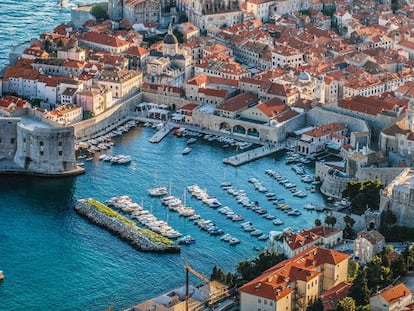 Panorámica del puerto y de la ciudad de Dubrovnik.