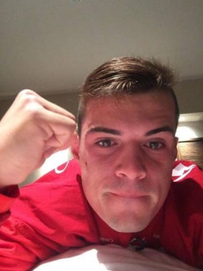 Granit Xhaka con lágrimas en los ojos desde la concentración de Suiza, mientras Albania ganaba en Armenia en el partido decisivo de la fase de clasificación para la Eurocopa.