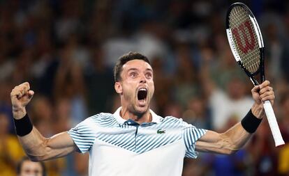 Bautista celebra su triunfo en la segunda ronda de Melbourne, frente a Millman.