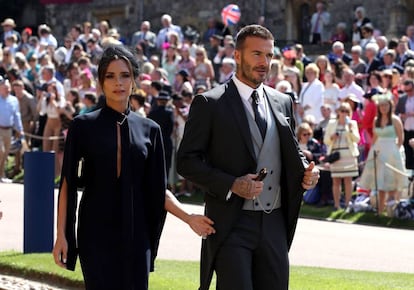 David y Victoria Beckham, grandes amigos del novio a su llegada a Windsor.