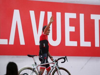 Contador antes de la salida de la Vuelta a Espa&ntilde;a 2017 en Nimes.