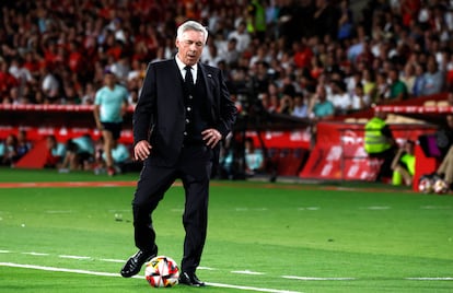 Ancelotti, durante la final de la Copa del Rey este sábado en Sevilla.