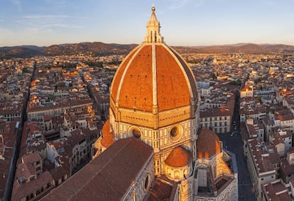 La cúpula de Santa Maria dei Fiore, el Duomo de Florencia (Italia). 