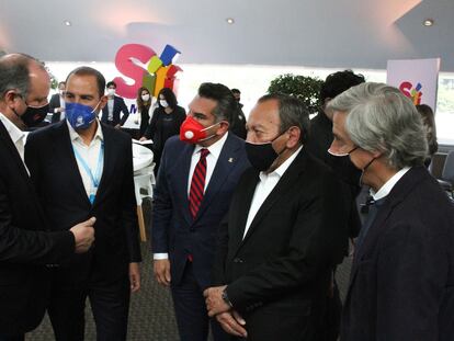 Marko Cortés, presidente del PAN, Alejando Moreno, presidente del PRI y Jesús Zambrano, presidente del PRD, en la Convención Sí por México.