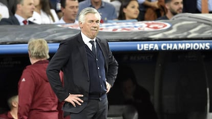 Ancelotti, en el Bernab&eacute;u durante el partido entre el Madrid y el Bayern.