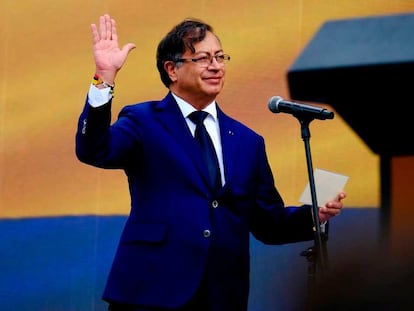 Gustavo Petro toma posesión como presidente de Colombia, en Bogotá, el 7 de agosto de 2022.