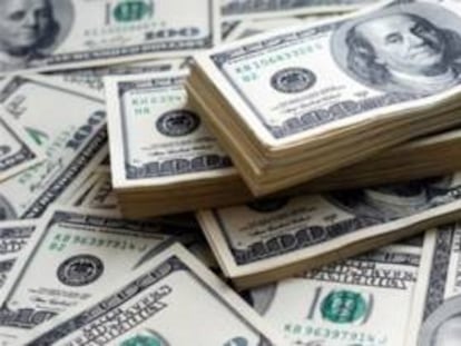 El peso sufre su mayor caída frente al dólar desde febrero