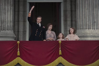 El discurso del rey

El filme de Tom Hooper demostró que es posible que el argumento de toda una ganadora del Oscar a la mejor película gire alrededor de un balcón. Jorge VI, interpretado por Colin Firth, asiste a clases de locución para superar su tartamudez y así poder dirigirse a su pueblo en una emocionante secuencia final, desde el palacio de Buckingham y a las puertas de la Segunda Guerra Mundial.