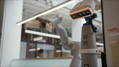 Imagen de uno de los ingenios de Everyday Robots, en una imagen difundida por la compañía.
