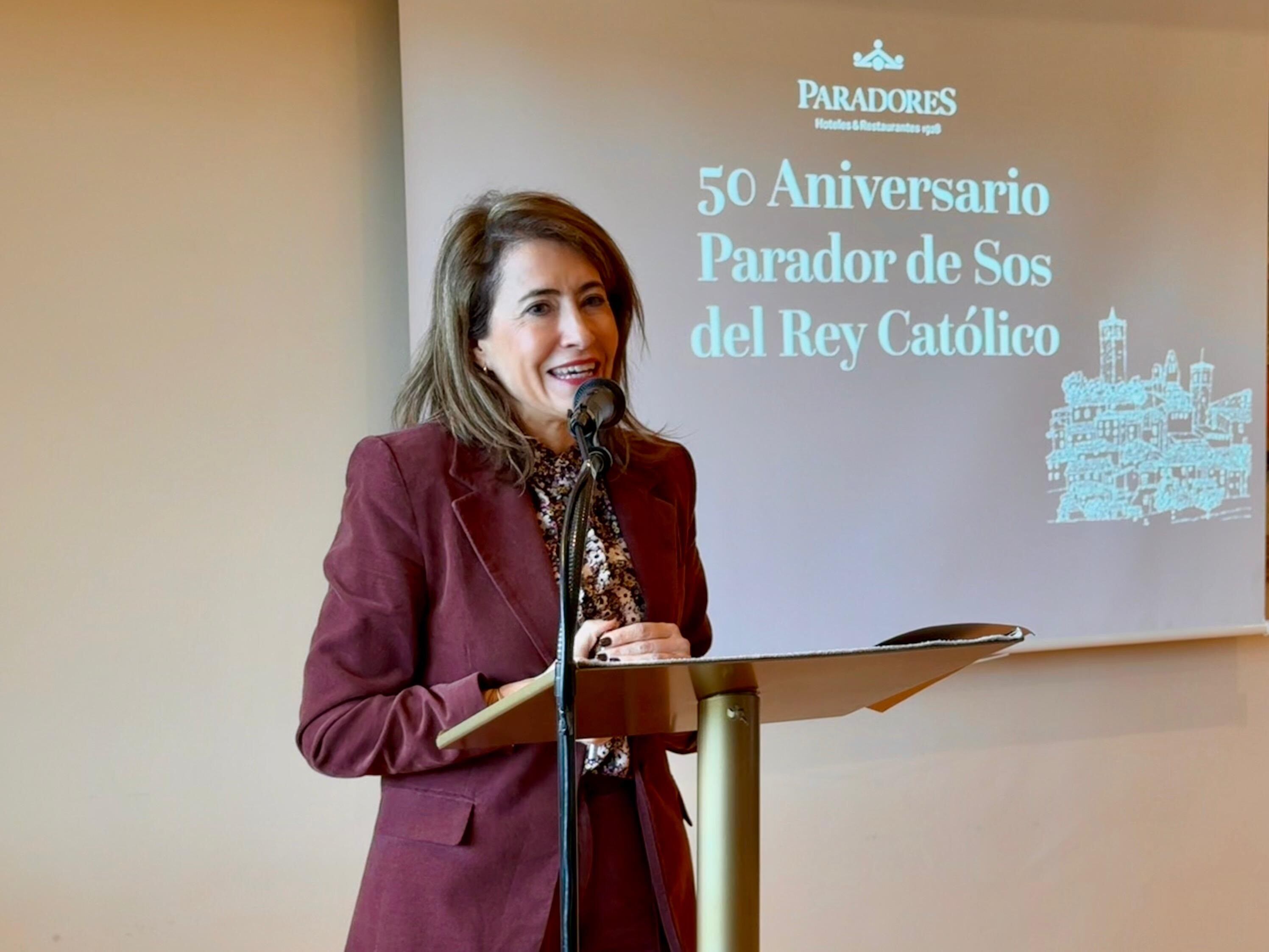 La presidenta de Paradores, Raquel Sánchez, en el Parador de Sos del Rey Católico en Zaragoza.