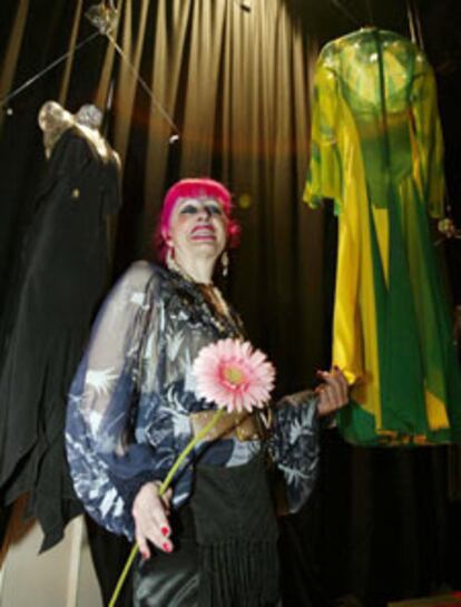 La diseñadora Zandra Rhodes.