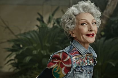 La model de 70 anys Alicia Borrás per a Desigual.