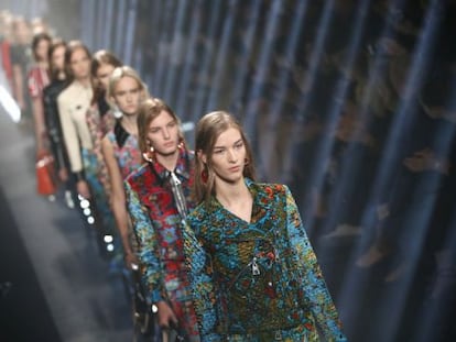 Desfile de Nicolas Ghesquière para Louis Vuitton.