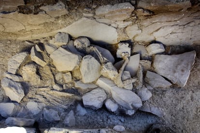 Uno de los dos cuerpos que encontró el equipo en Antequera.