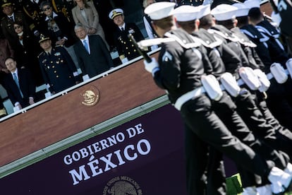 Luis Cresencio Sandoval, Andrés Manuel López Obrador, y José Rafael Ojeda, en diciembre de 2018.