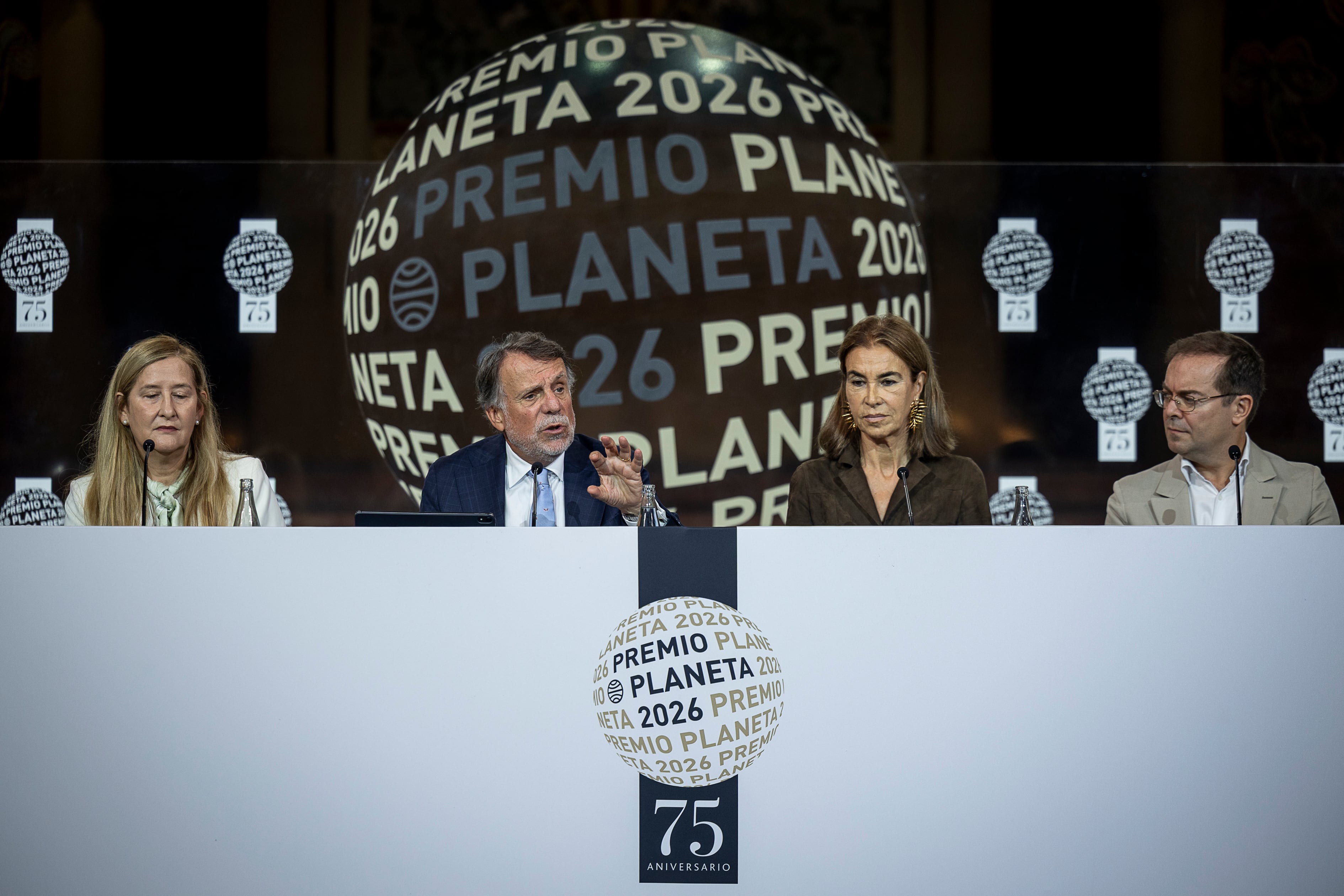 El Premio Planeta cumple 75 años celebrando el “milagro español” del libro y con finalistas entre la novela histórica y el ‘thriller’ policial