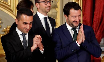 Luigi Di Maio y Matteo Salvini, en una ceremonia en el Quirinal, el pasado junio.