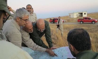El jefe del Estado Mayor de Irán, general Mohamed Bagheri (izquierda), durante una visita a Siria en octubre.
