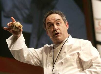 Ferran Adrià presentó su Fundación Alicia durante su intervención de ayer en Madrid Fusión.