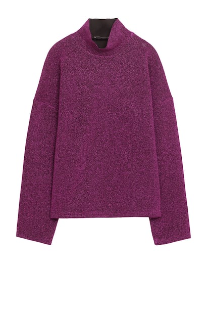 Jersey parece, sudadera es. El lurex y el brillo no faltará este otoño. Zara nos lo trae (al más puro estilo Balenciaga) por 22,95 euros.