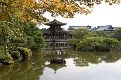 El famoso puente de Taihei-kaku, en Kioto, que apareció en la película Memorias de una geisha.