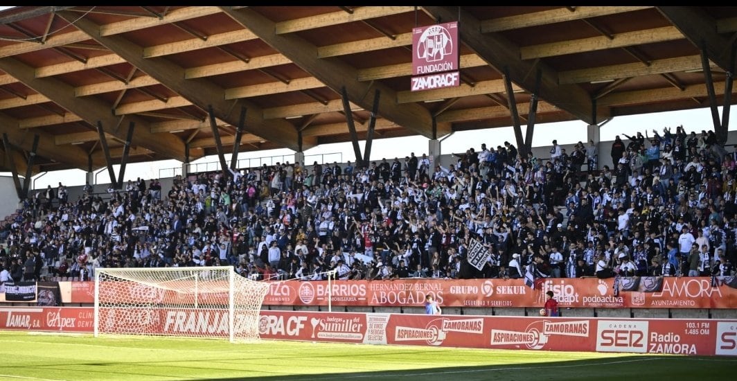 Los ultras y radicales desunen al fútbol autogestionado del Unionistas de Salamanca