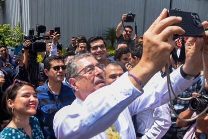 El candidato presidencial guatemalteco Bernardo Arévalo.