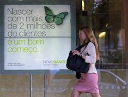 Anuncio de una oficina de Novo Banco en Lisboa