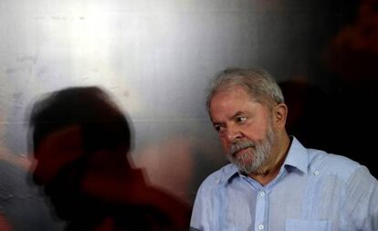 Lula ao lançar sua pré-candidatura à presidência, em São Paulo.