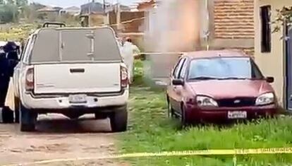 Dos policías resultan heridos por la detonación de una bomba en Irapuato, Guanajuato.